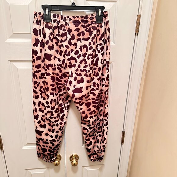 Blush Leopard Print Blazer & Pants Set - Picture 6 of 10